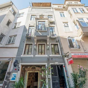 https://taksim-antique-hotel.istanbul-turkeyhotels.com